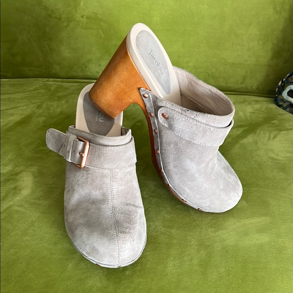 Jambu Suede Clogs with Wooden Heel